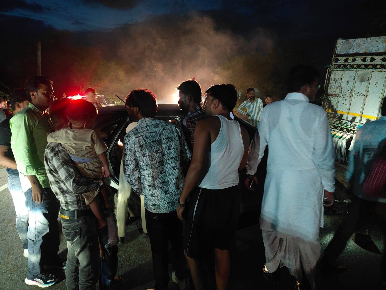 लालसोट क्षेत्र में अशुभ शनिवार: दो बड़े सड़क हादसों में 5 श्रद्धालुओं की मौत, 8 घायल